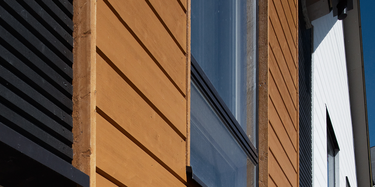 Developed alongside Alcro and Beckers topcoats