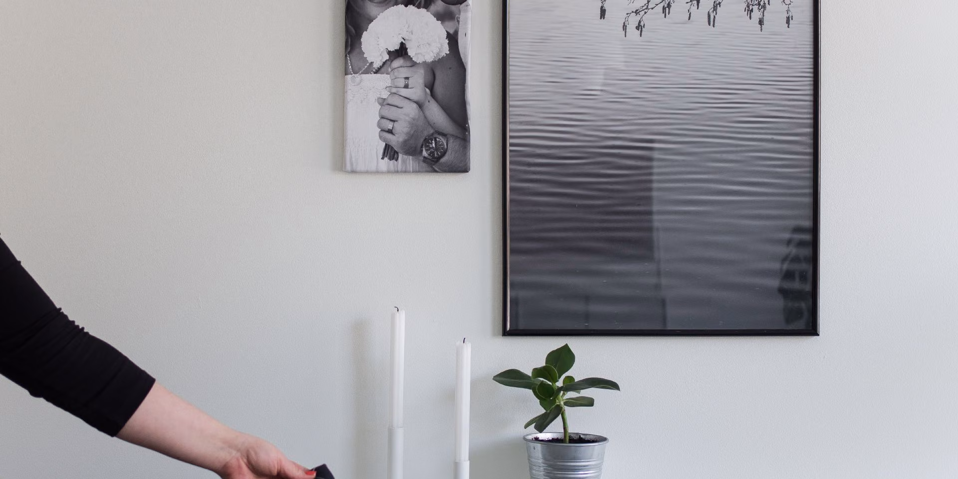 livingroom wall with paintings
